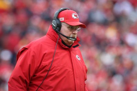 Andy Reid dropped extra fat in 2017, and this time he lost, 60 pounds of weight.